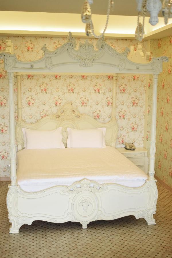 Bliss Bed And Breakfast Yuchi Ngoại thất bức ảnh